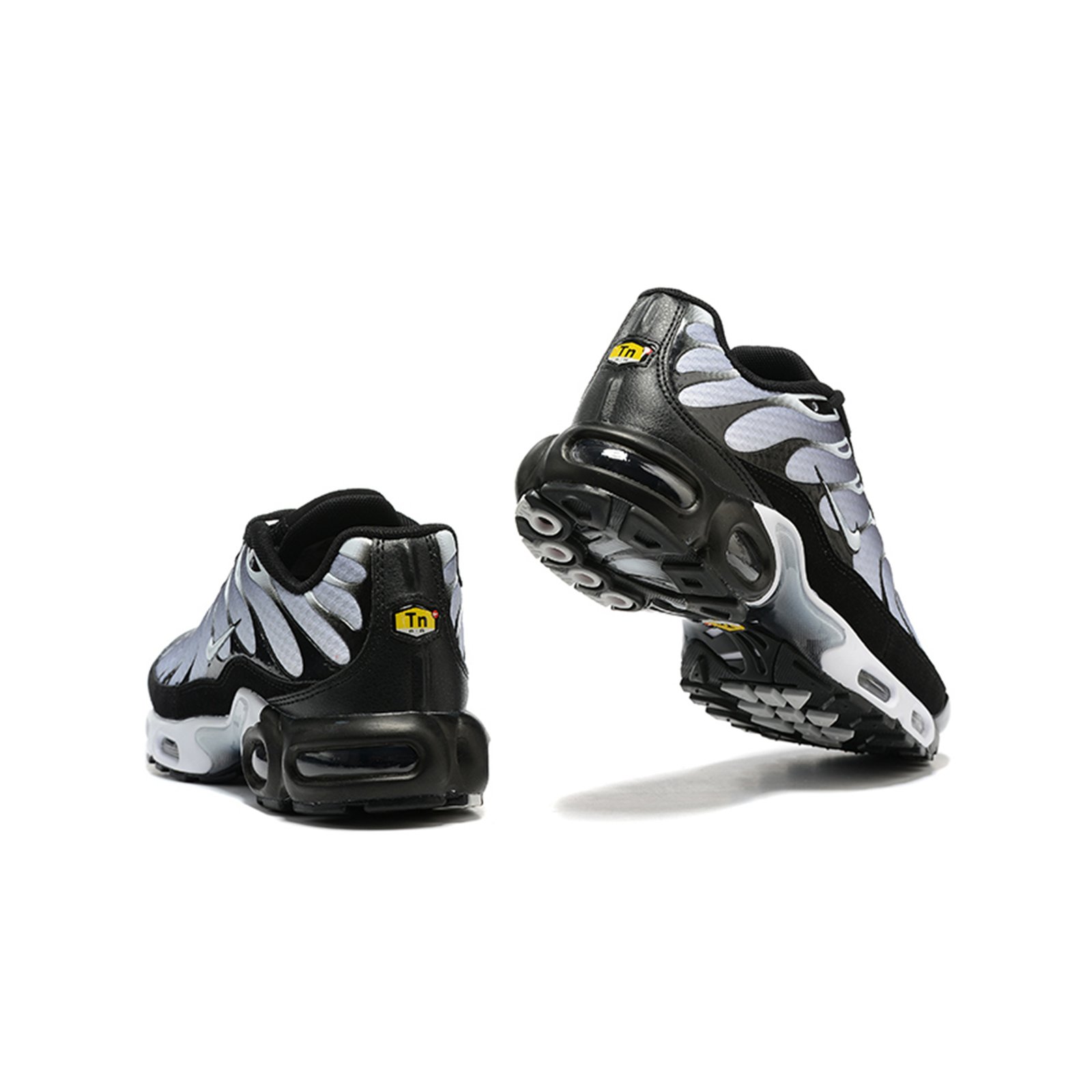 Nike Air Max Plus TN Black Metallic Silver
